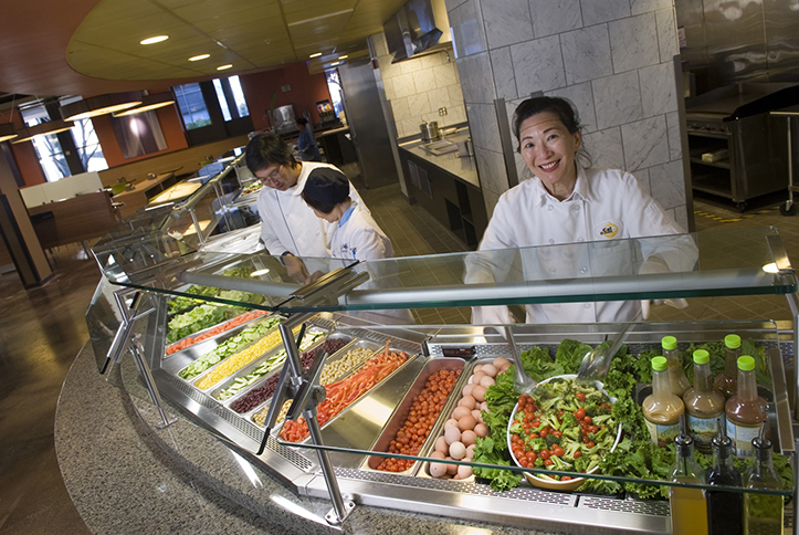 Photo courtesy of Steve McConnell. Crossroads, Cal organic dining certified-organic salad bar.