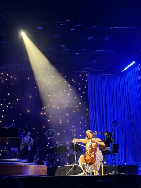 Laufey playing the cello at the Vancouver show.
Photo courtesy of Anita Hsu
